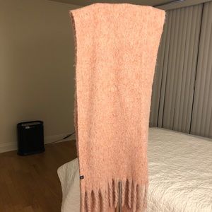 Bloomingdale’s Shawl